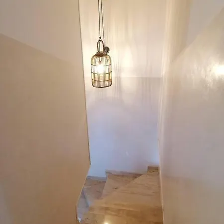 Jolie Maison De 4 Chambres Avec Jacuzzi Λα Ροσέλ