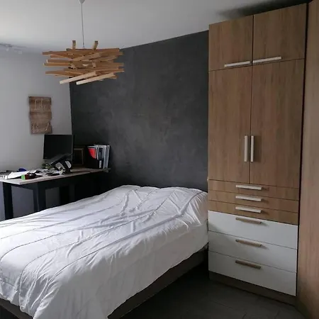 Jolie Maison De 4 Chambres Avec Jacuzzi Λα Ροσέλ
